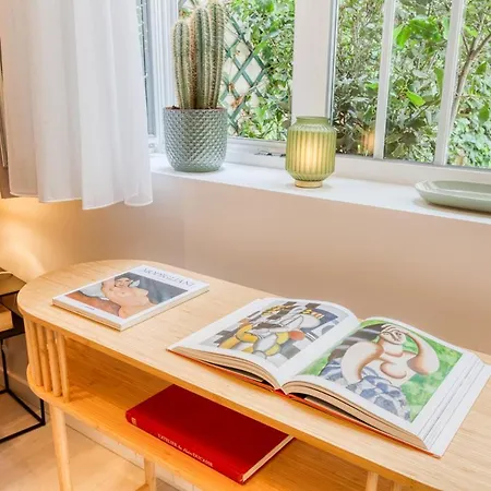 Maury Modern Loft - Ac - Ideal Location - Peaceful Apartment